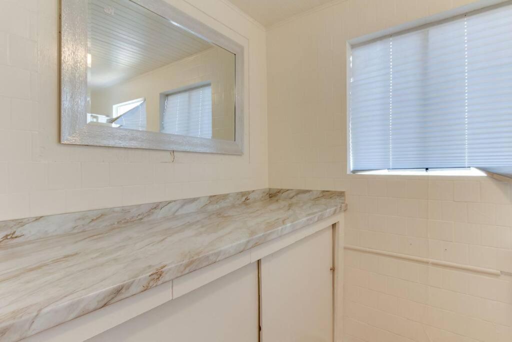 Holiday home 5 Bedroom Koreatown Charmer Near Dtla