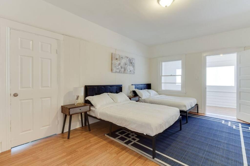 Holiday home 5 Bedroom Koreatown Charmer Near Dtla Los Angeles